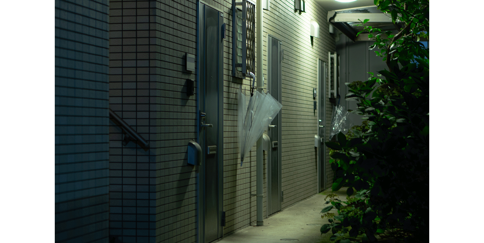 暗闇を利用した侵入